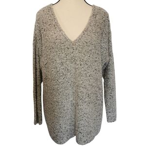 Garage V-Neck Relaxed Fit Long Sleeve Heathered Grey Boucle Sweater - Sz L